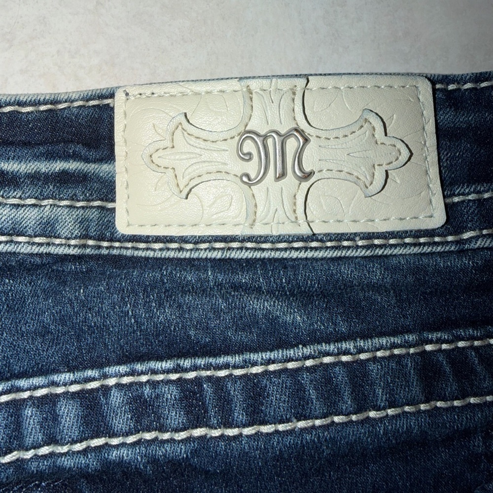 Miss Me Signature Women Jeans Low Rise Bootcut Blue Embellished Size 26x29.5 EUC - Picture 5 of 11
